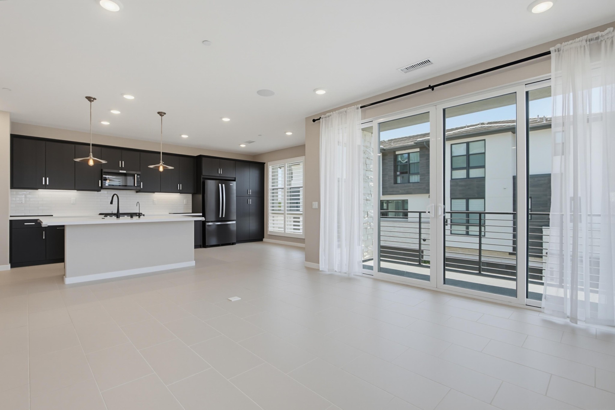 Virtual tour photo 18 of 52 for 2740 Via Alta Pl