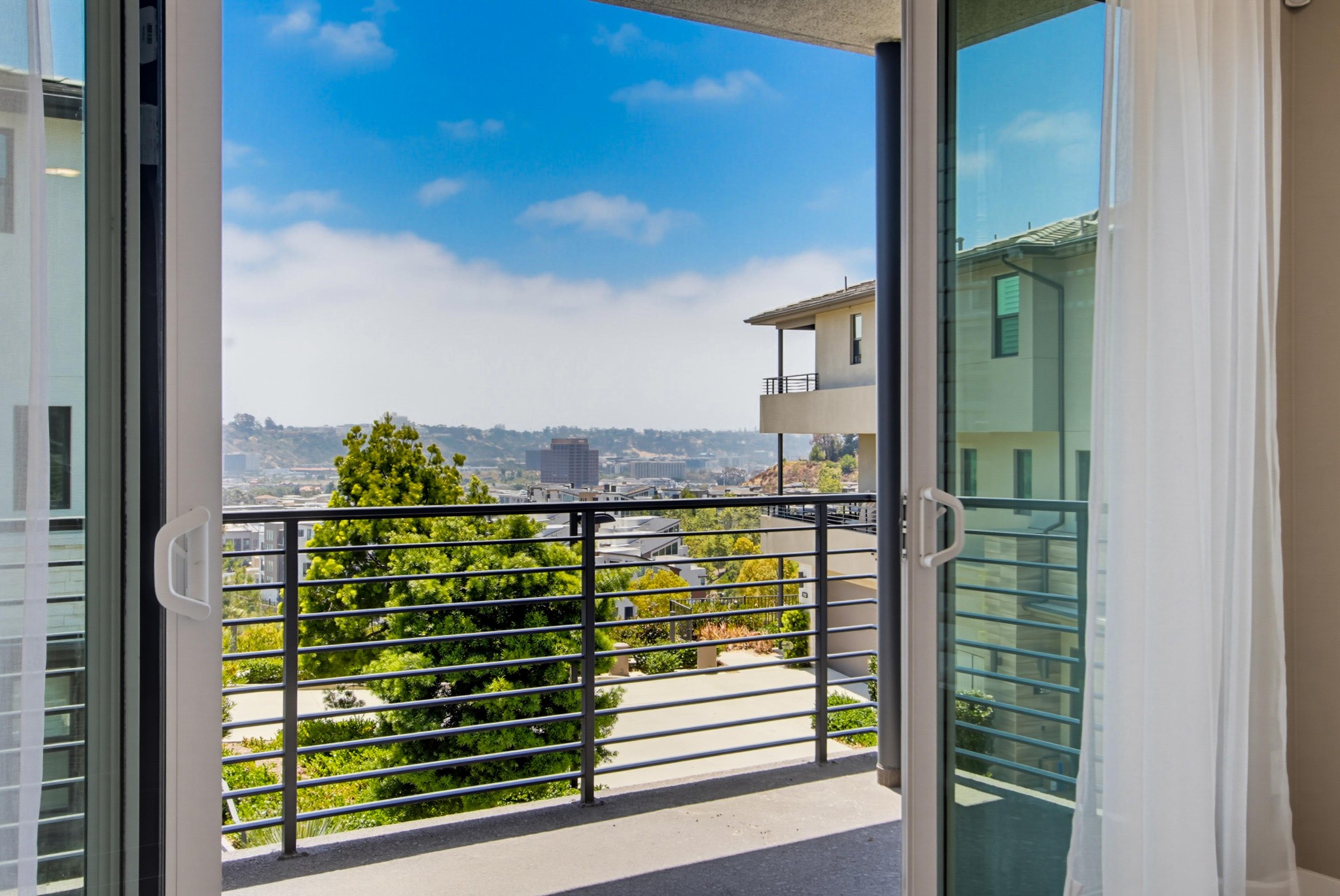 Virtual tour photo 23 of 52 for 2740 Via Alta Pl