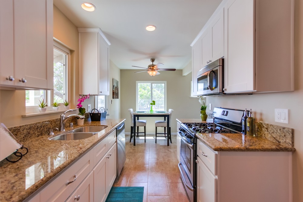 Virtual tour photo 17 of 35 for 2741 Homedale St