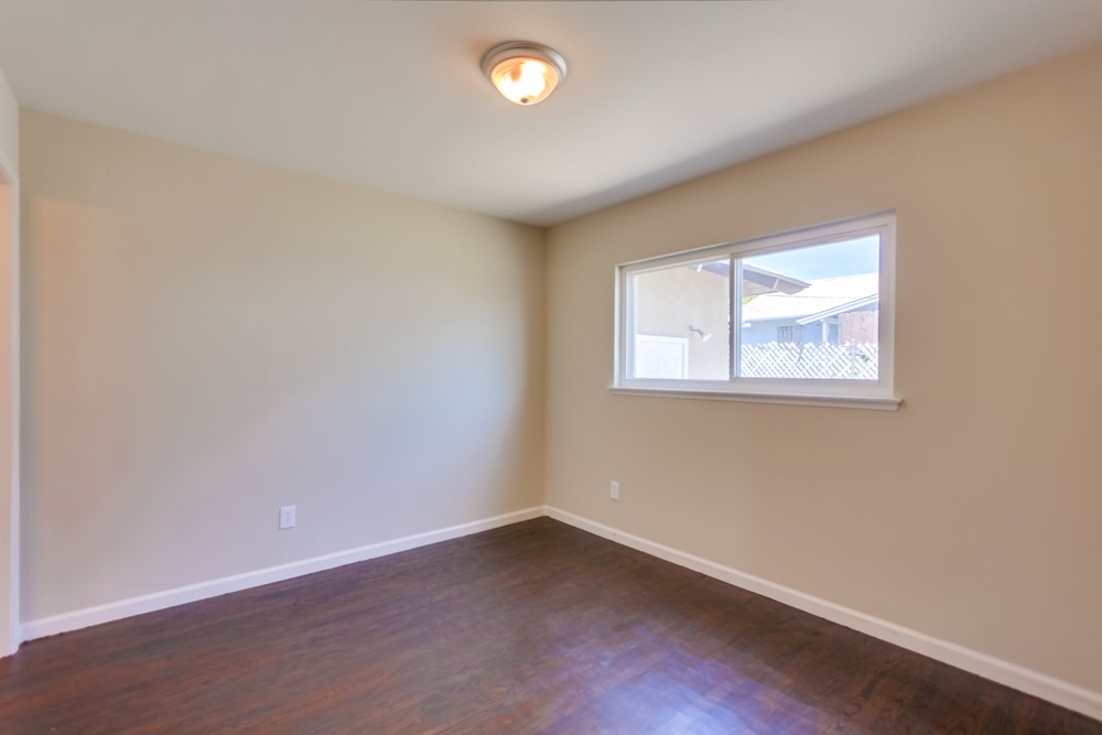 Virtual tour photo 22 of 35 for 2741 Homedale St