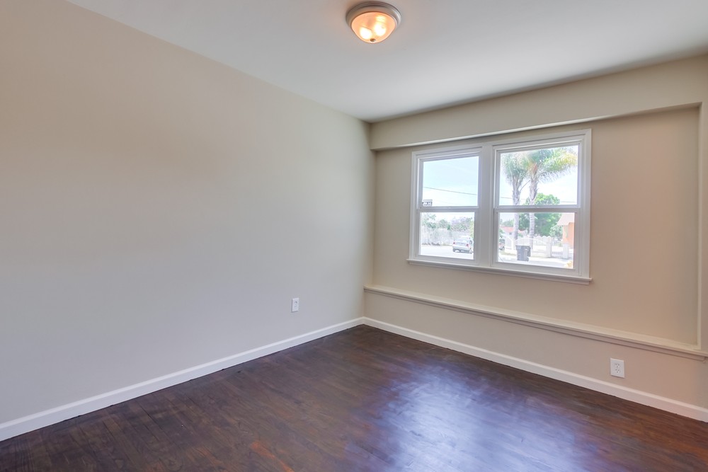 Virtual tour photo 24 of 35 for 2741 Homedale St