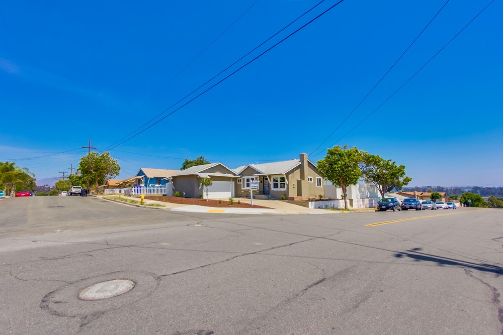 Virtual tour photo 36 of 35 for 2741 Homedale St
