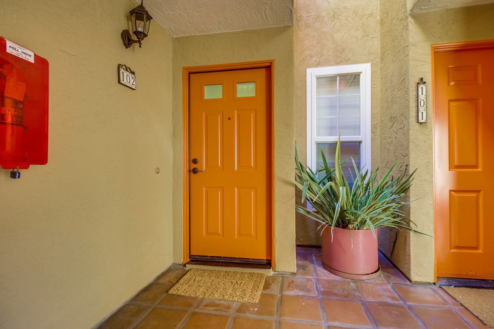 Virtual tour photo 8 of 25 for 2742 A St #102
