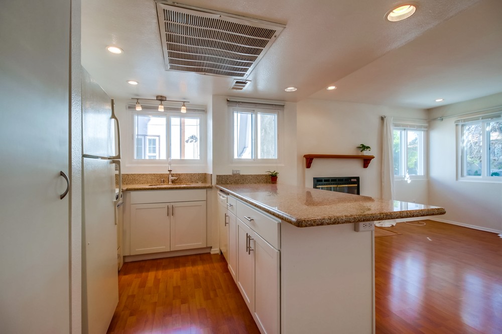Virtual tour photo 15 of 25 for 2742 A St #102