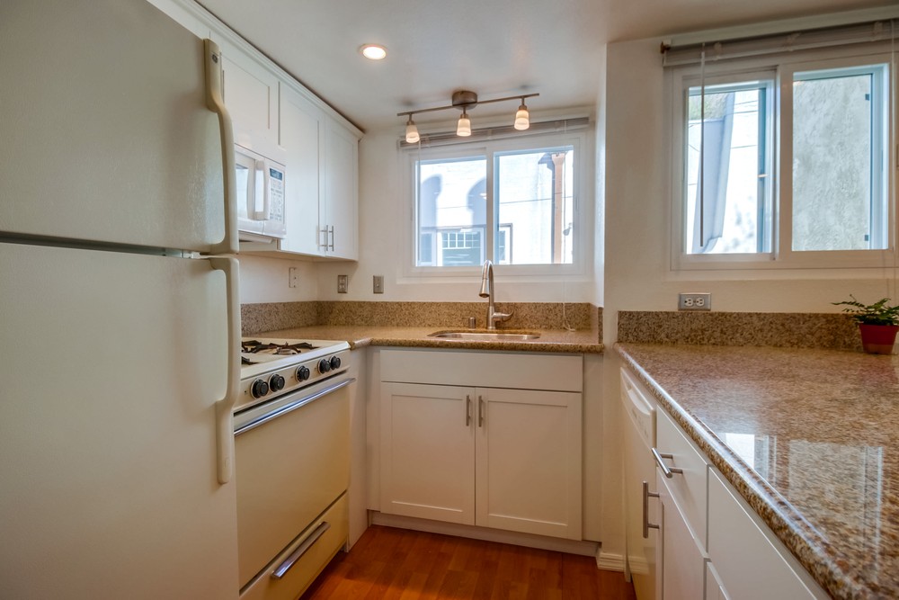 Virtual tour photo 17 of 25 for 2742 A St #102