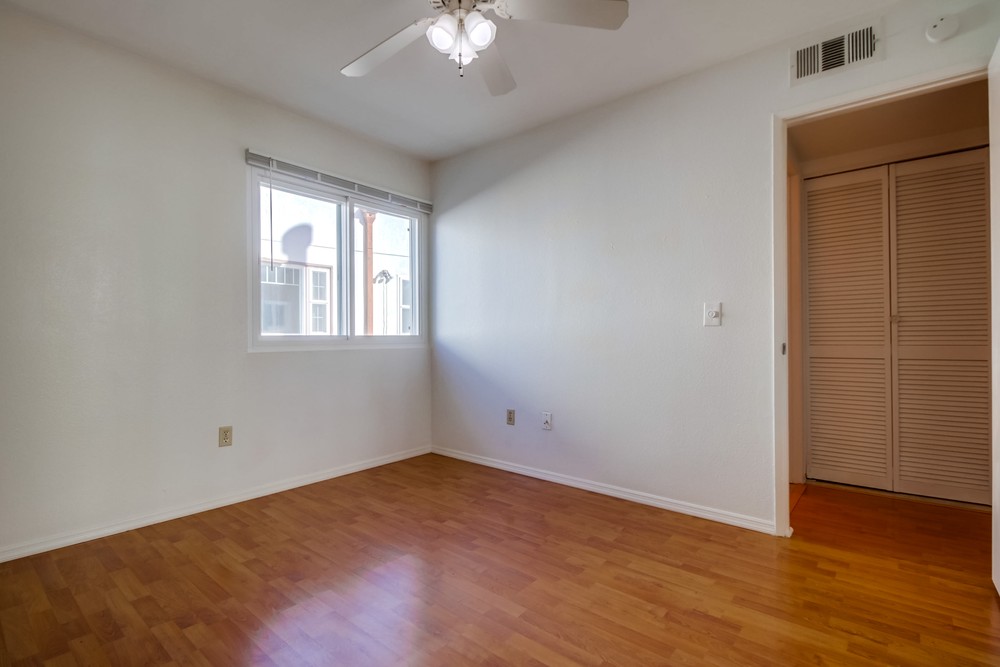 Virtual tour photo 20 of 25 for 2742 A St #102