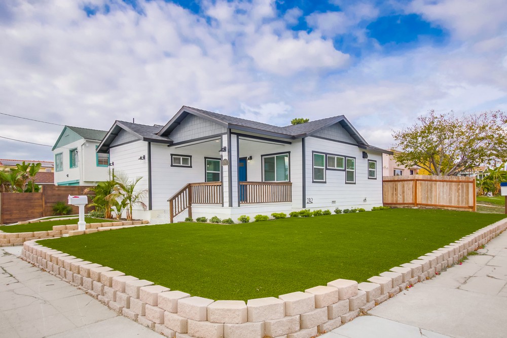 Virtual tour photo 4 of 36 for 2742 Collier Ave