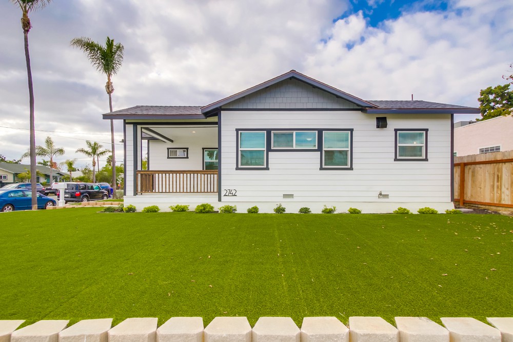 Virtual tour photo 5 of 36 for 2742 Collier Ave