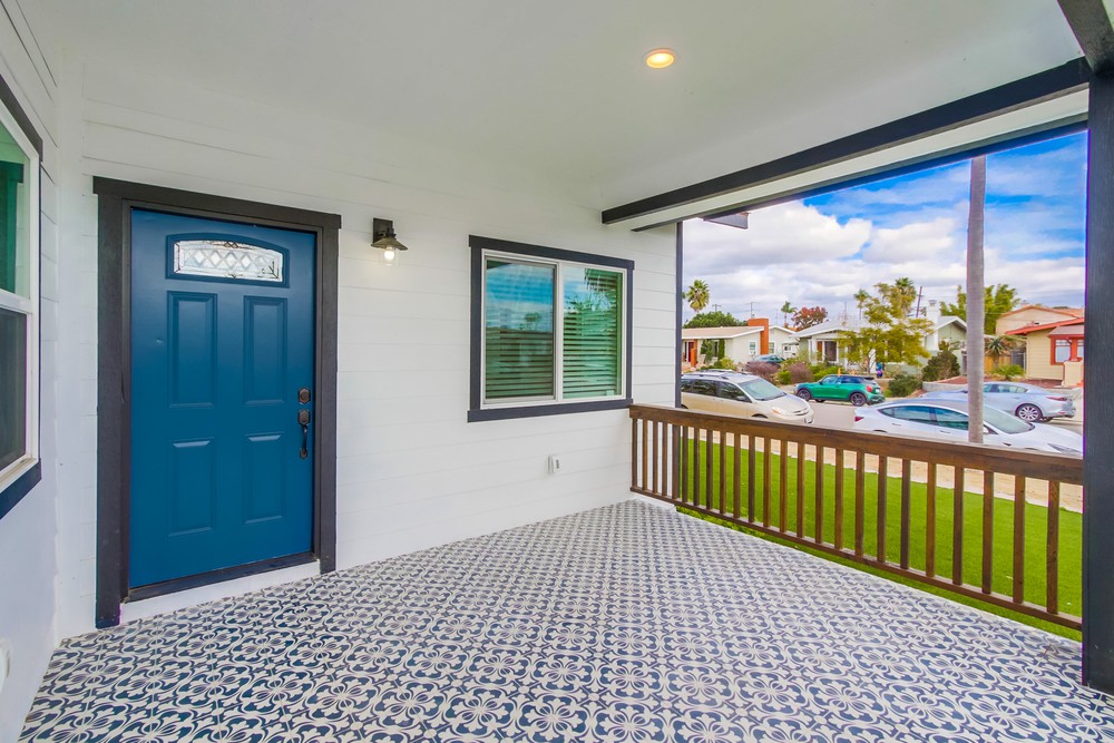 Virtual tour photo 7 of 36 for 2742 Collier Ave