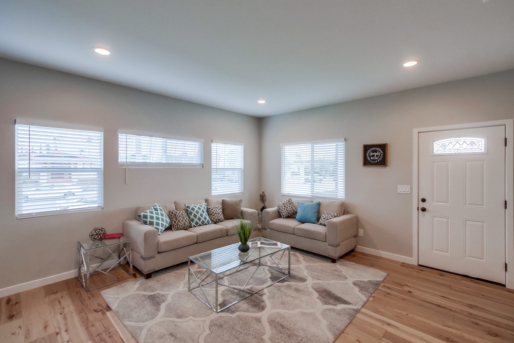 Virtual tour photo 13 of 36 for 2742 Collier Ave