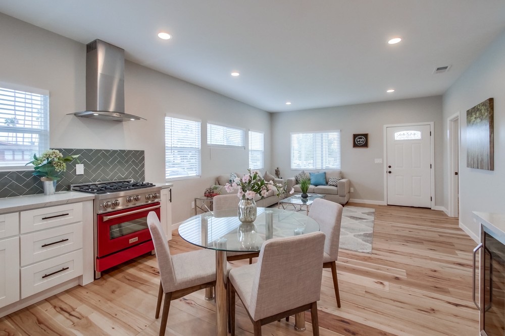 Virtual tour photo 18 of 36 for 2742 Collier Ave