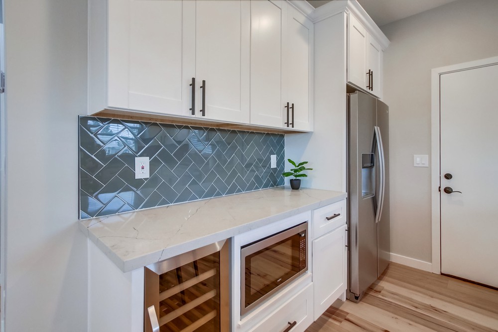 Virtual tour photo 20 of 36 for 2742 Collier Ave