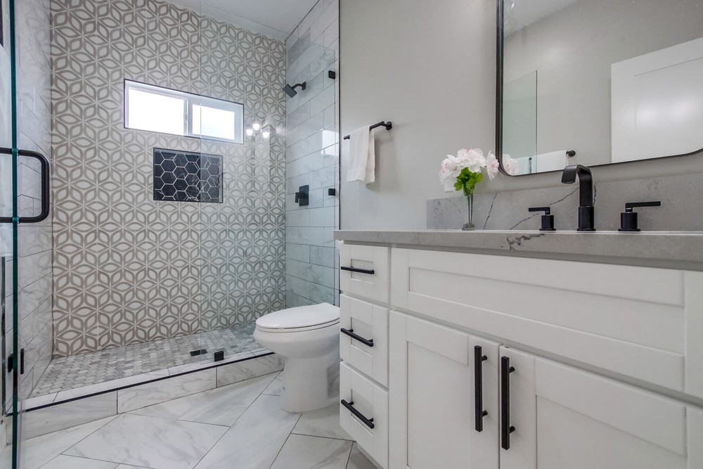 Virtual tour photo 22 of 36 for 2742 Collier Ave