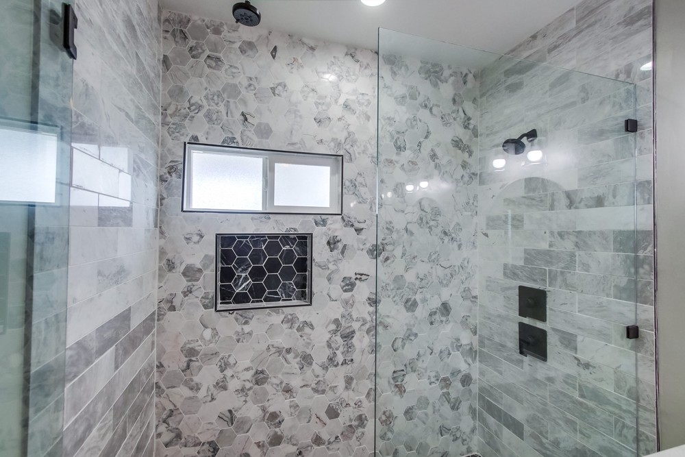 Virtual tour photo 35 of 36 for 2742 Collier Ave