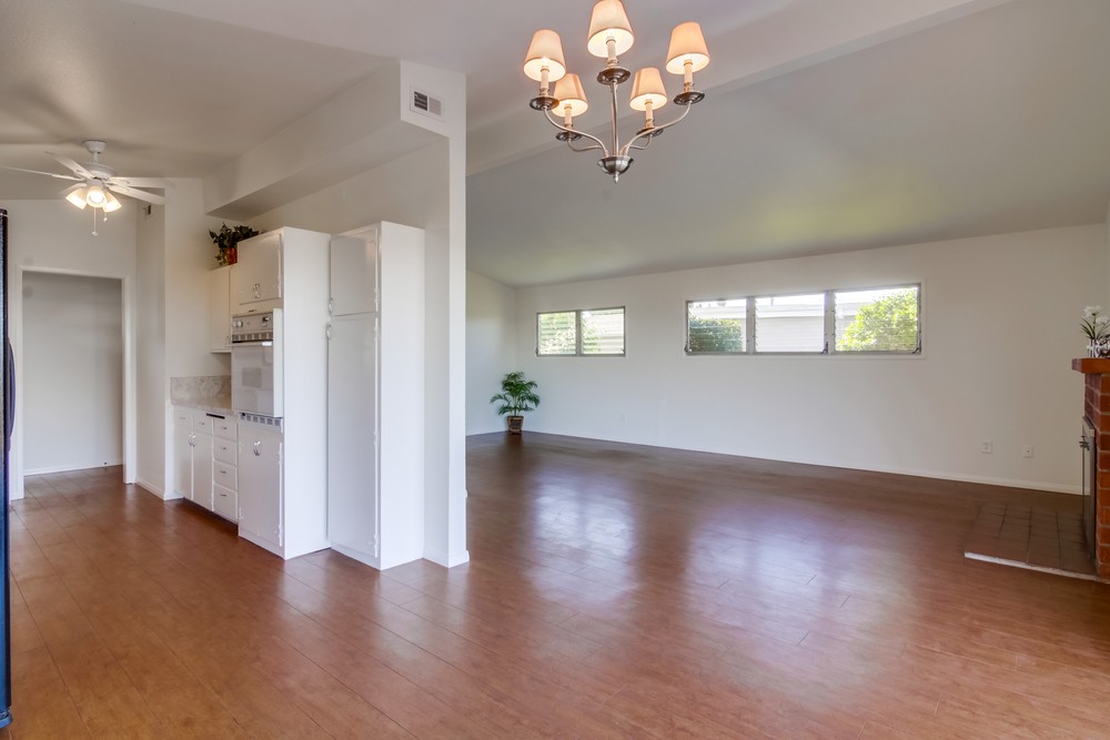 Virtual tour photo 13 of 45 for 2746 Wyandotte Ave