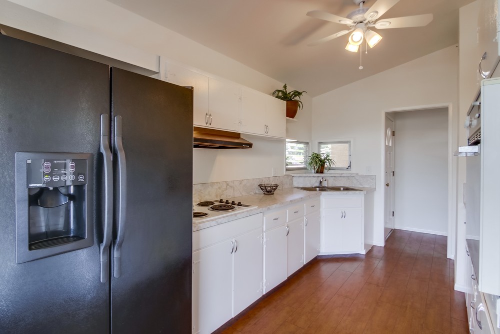 Virtual tour photo 14 of 45 for 2746 Wyandotte Ave