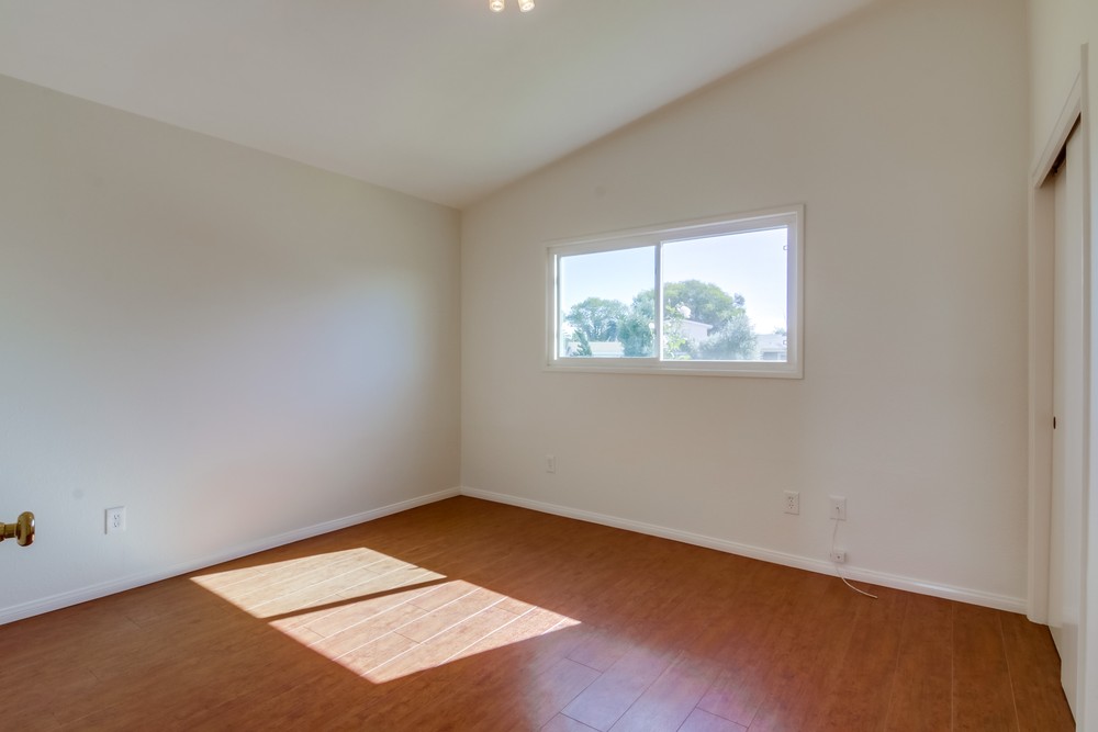 Virtual tour photo 21 of 45 for 2746 Wyandotte Ave