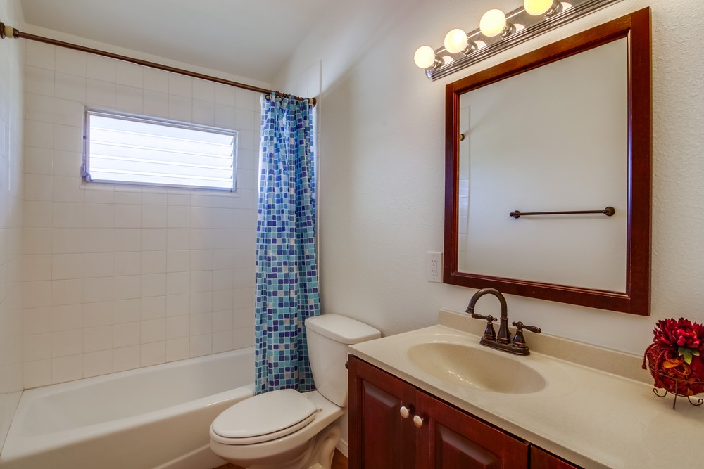 Virtual tour photo 30 of 45 for 2746 Wyandotte Ave
