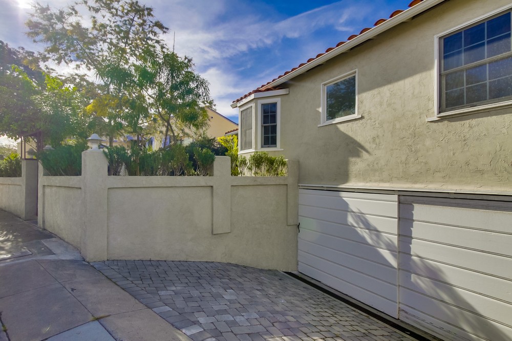 Virtual tour photo 5 of 56 for 2750 Eagle Street