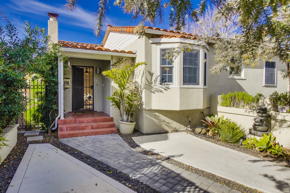 Virtual tour photo 7 of 56 for 2750 Eagle Street