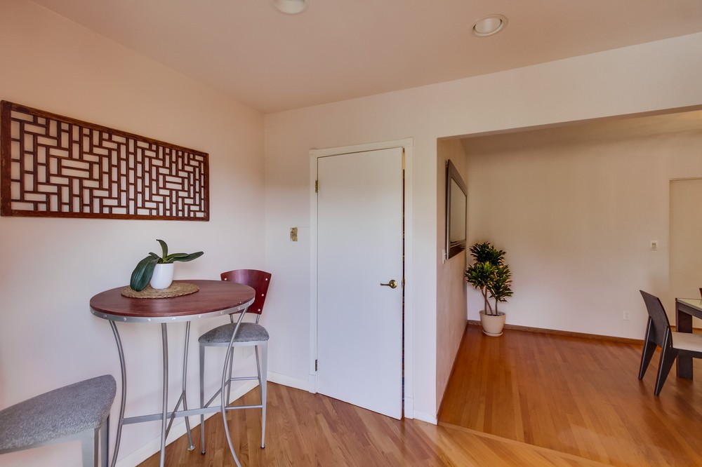Virtual tour photo 25 of 56 for 2750 Eagle Street