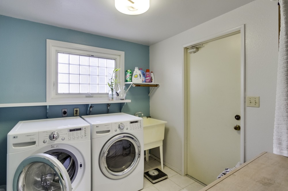 Virtual tour photo 43 of 56 for 2750 Eagle Street