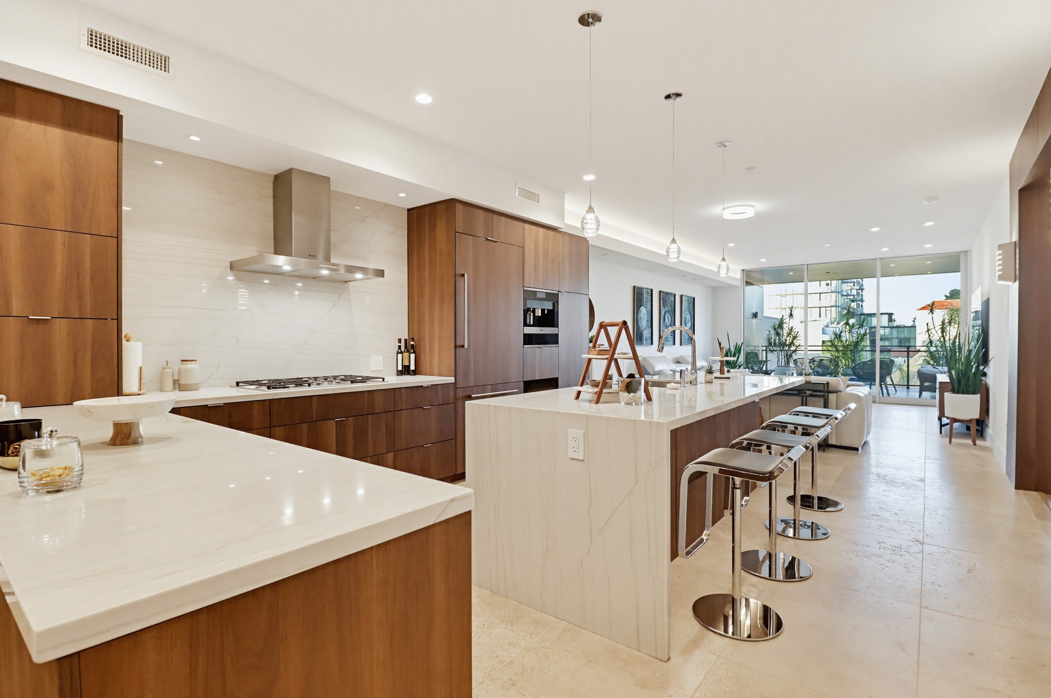 Virtual tour photo 37 of 96 for 2750 Fourth Ave #402