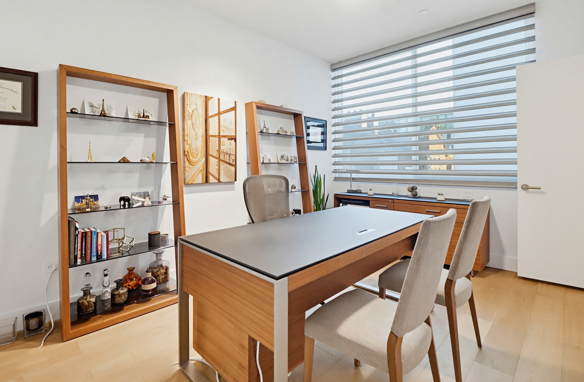 Virtual tour photo 64 of 96 for 2750 Fourth Ave #402