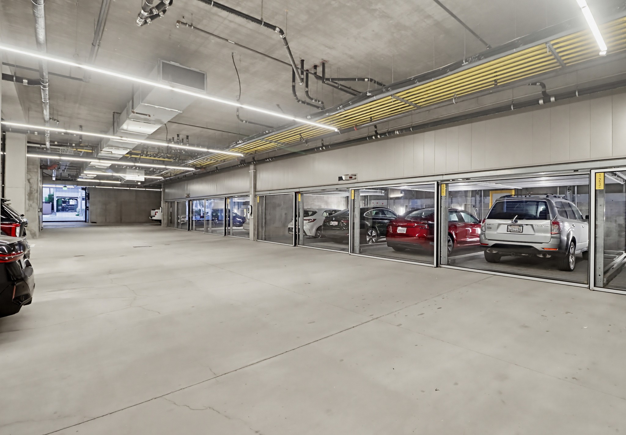 Virtual tour photo 81 of 96 for 2750 Fourth Ave #402