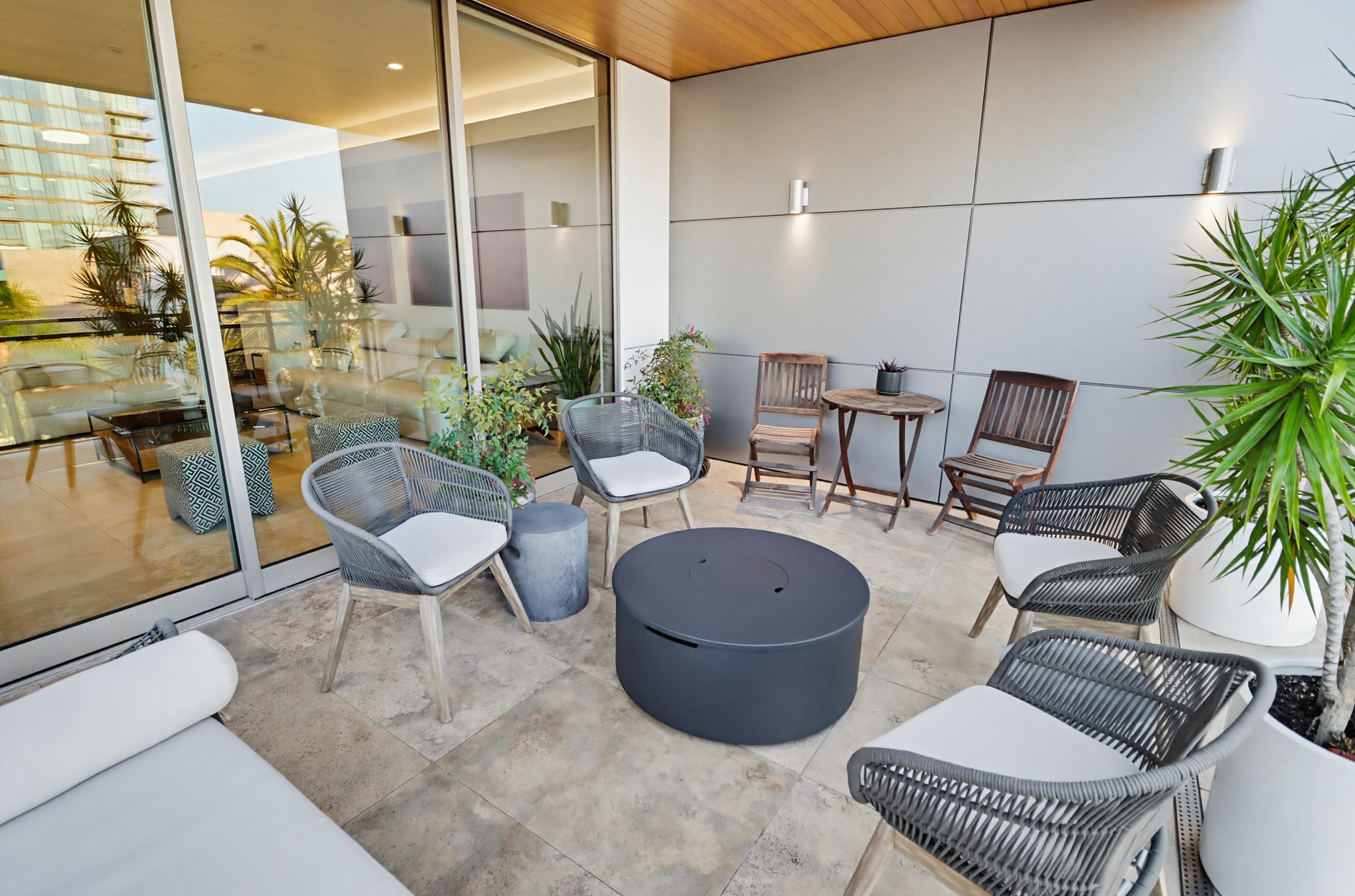 Virtual tour photo 90 of 96 for 2750 Fourth Ave #402