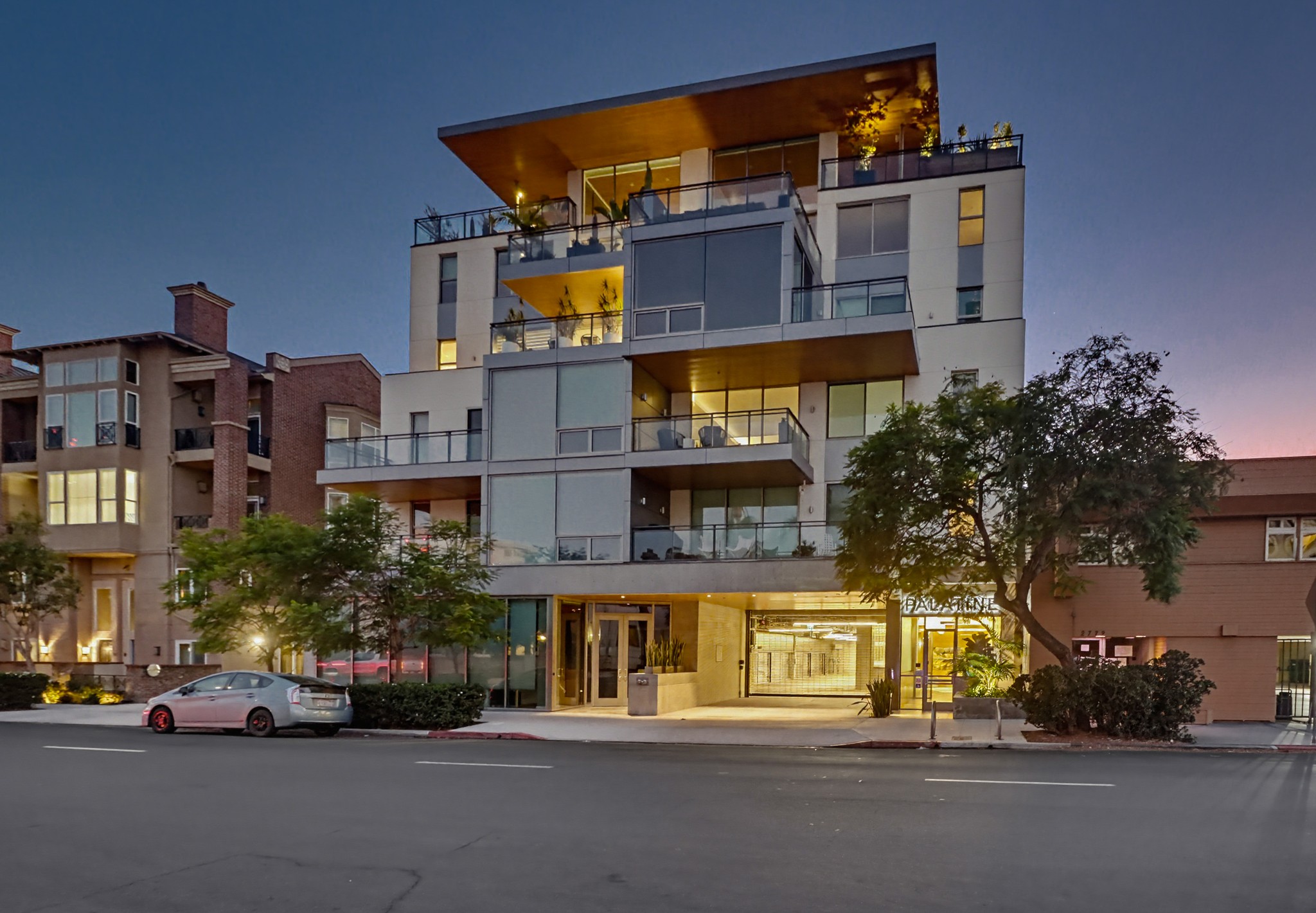 Virtual tour photo 97 of 96 for 2750 Fourth Ave #402