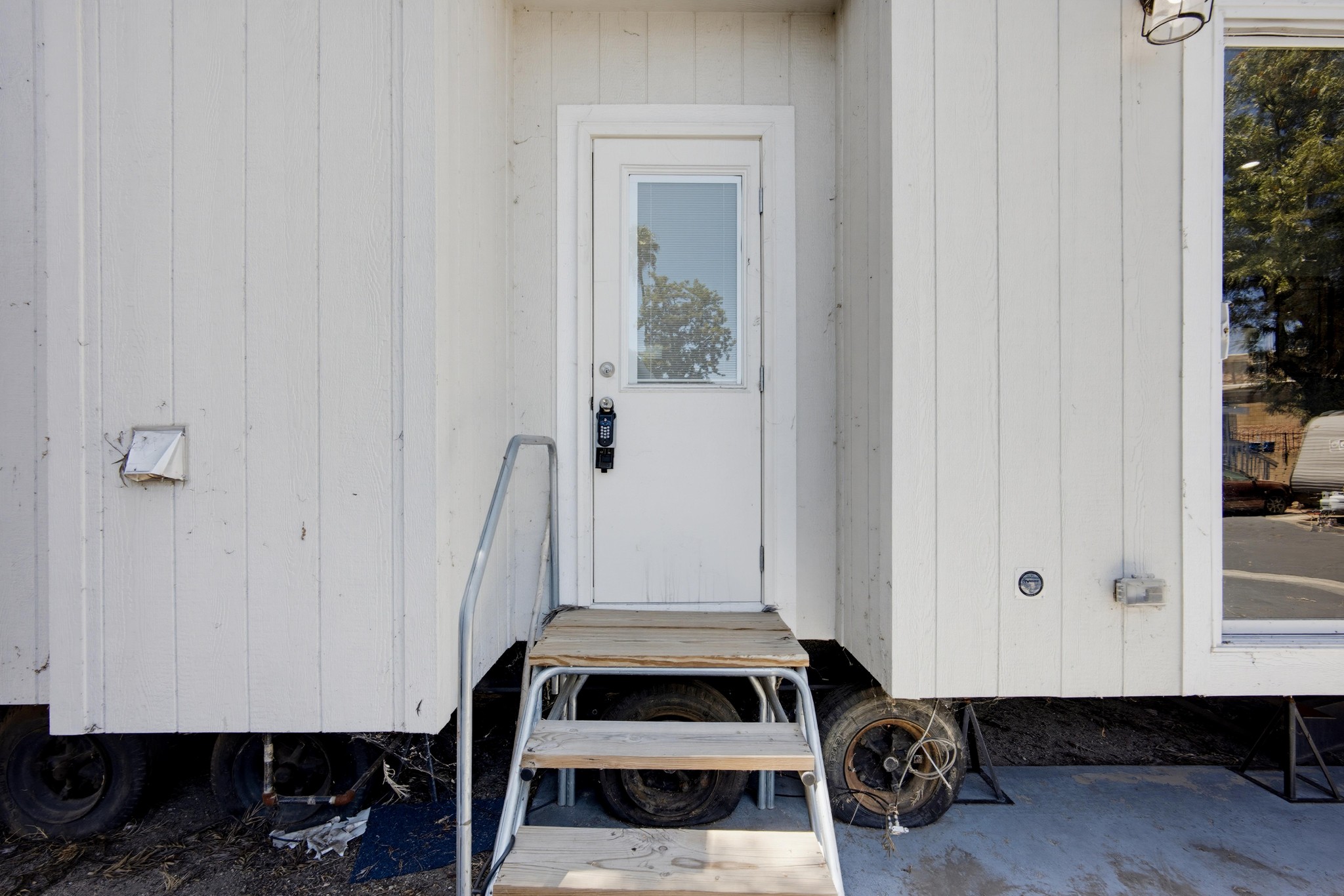Virtual tour photo 6 of 33 for 2750 W Acacia Ave spc n17