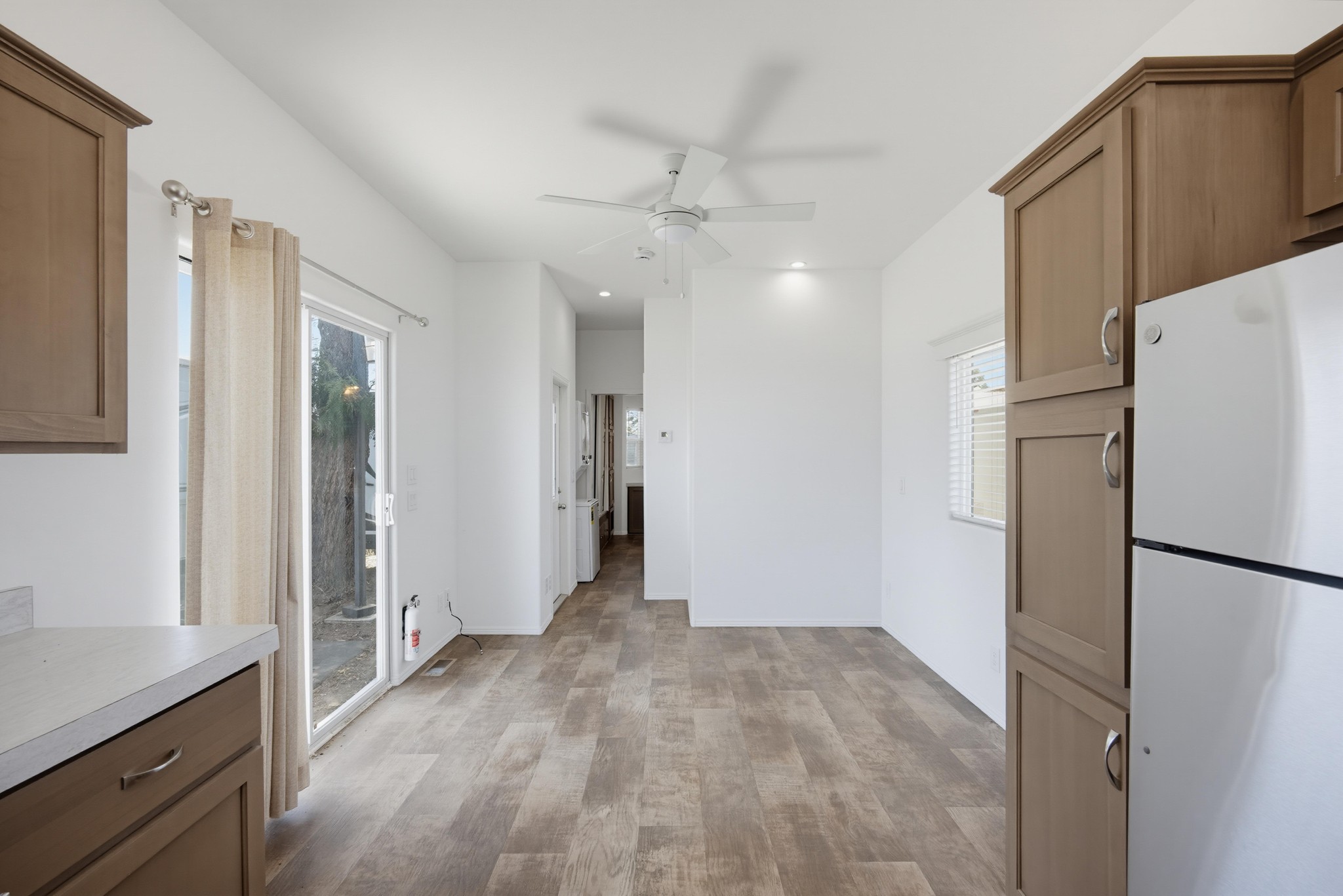 Virtual tour photo 12 of 33 for 2750 W Acacia Ave spc n17