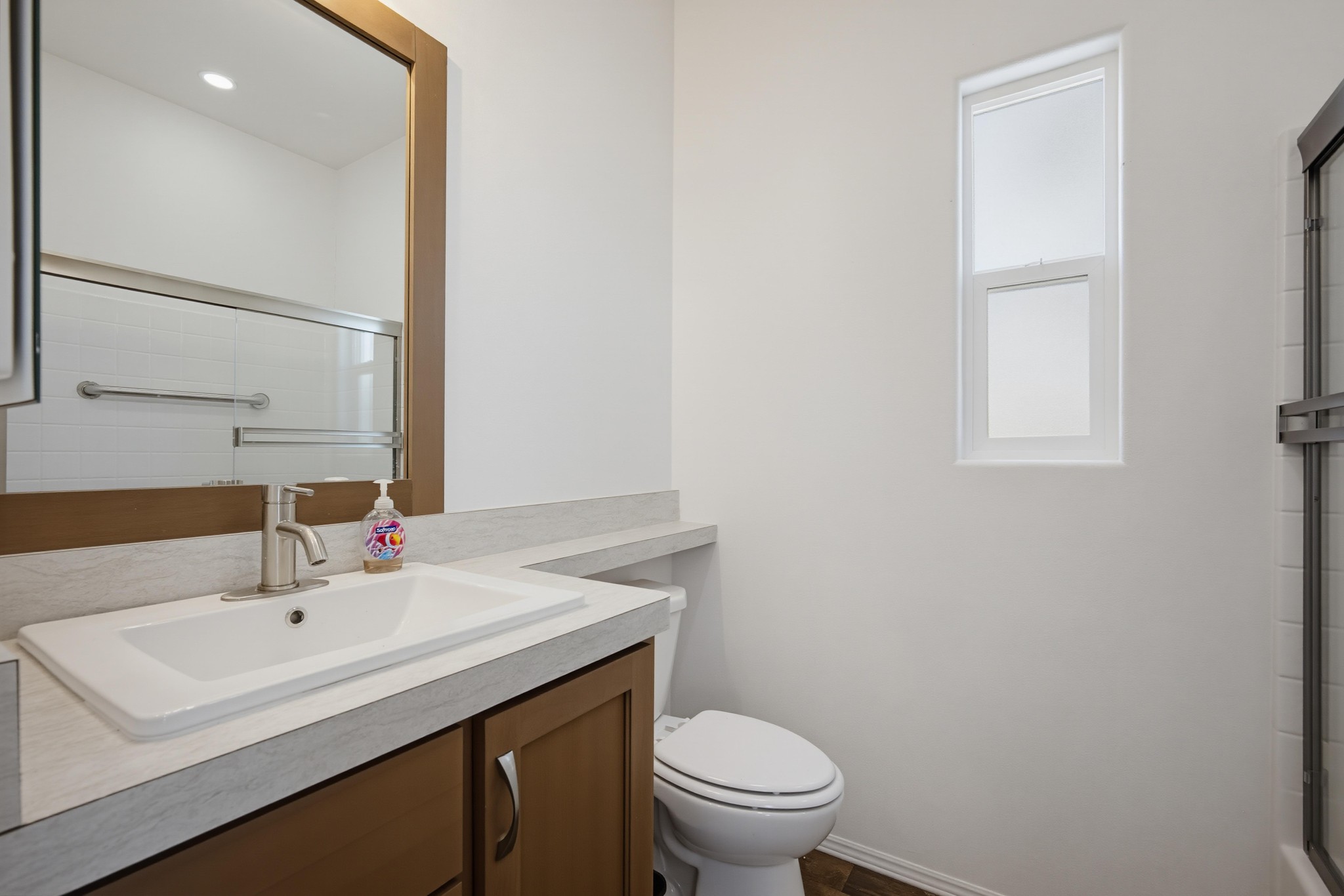 Virtual tour photo 17 of 33 for 2750 W Acacia Ave spc n17