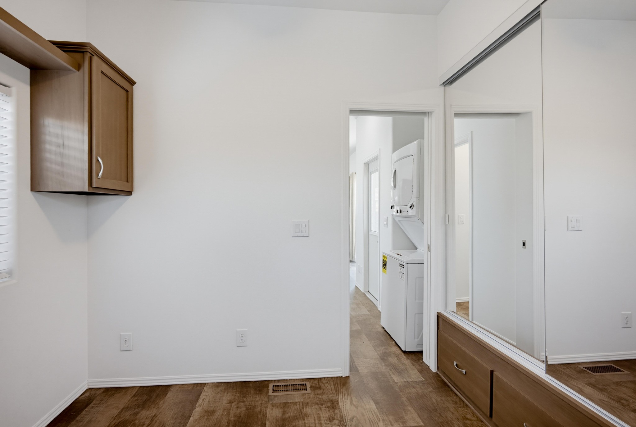 Virtual tour photo 20 of 33 for 2750 W Acacia Ave spc n17