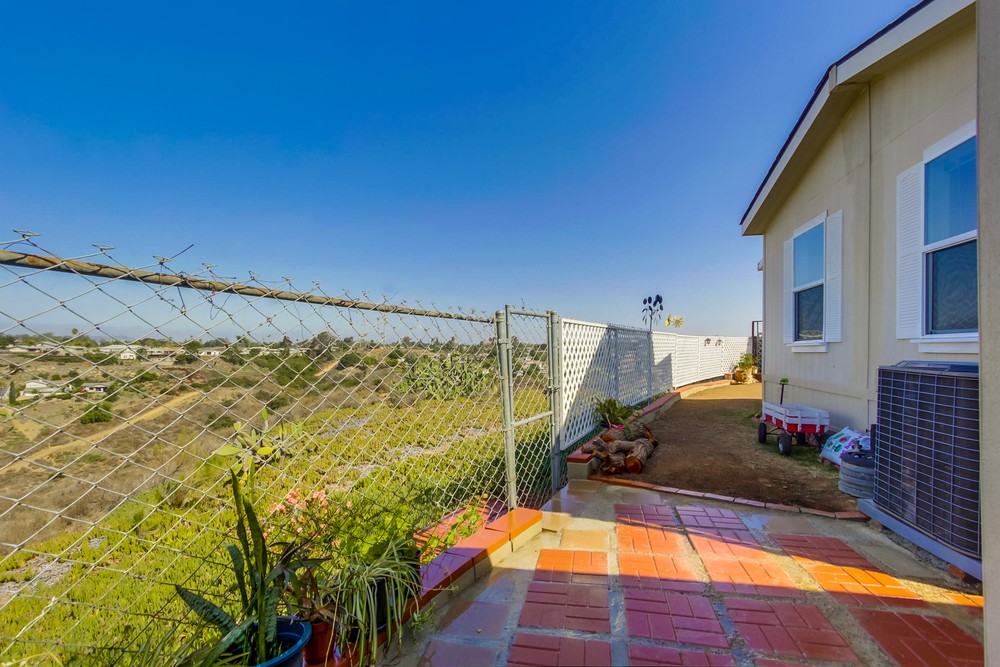 Virtual tour photo 29 of 30 for 2750 Wheatstone St #76