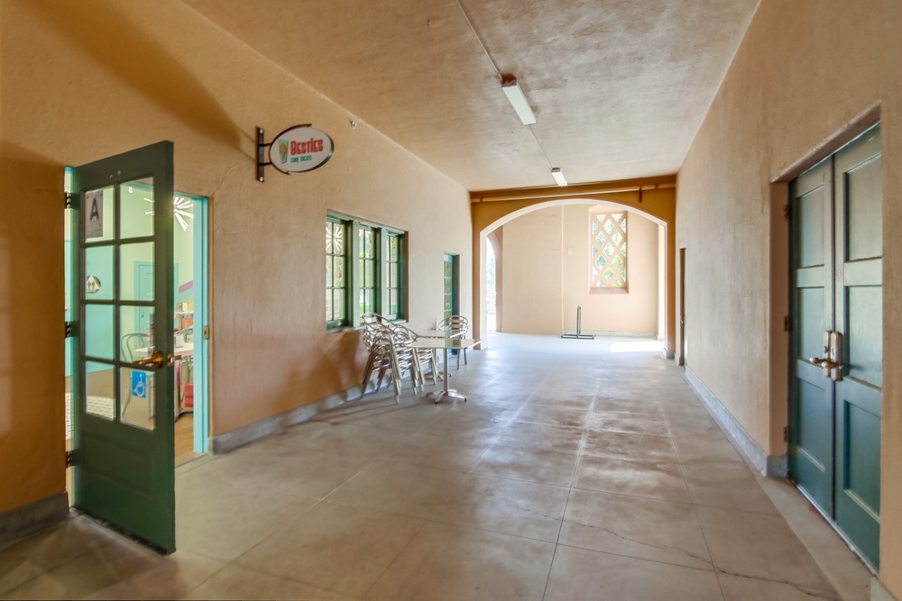 Virtual tour photo 4 of 36 for 2751 Roosevelt Rd #103