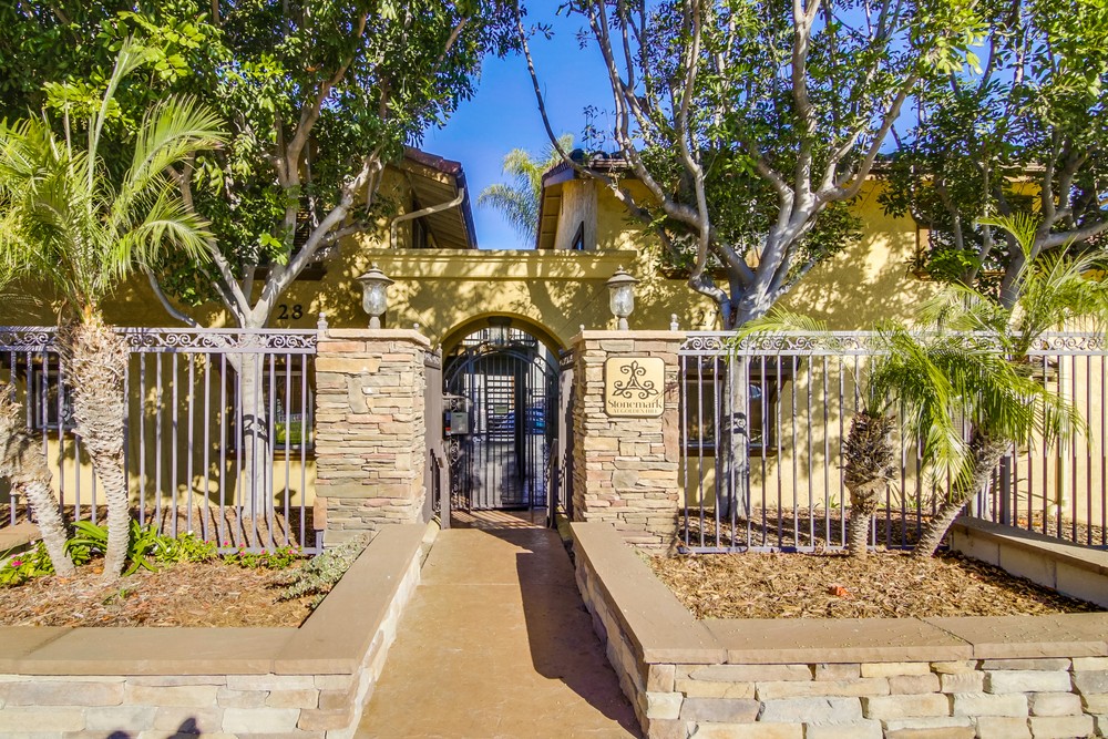 Virtual tour photo 3 of 29 for 2752 B St #112