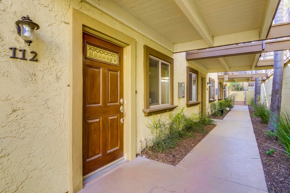 Virtual tour photo 7 of 29 for 2752 B St #112
