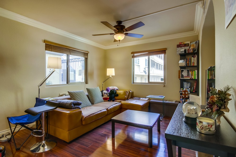 Virtual tour photo 10 of 29 for 2752 B St #112