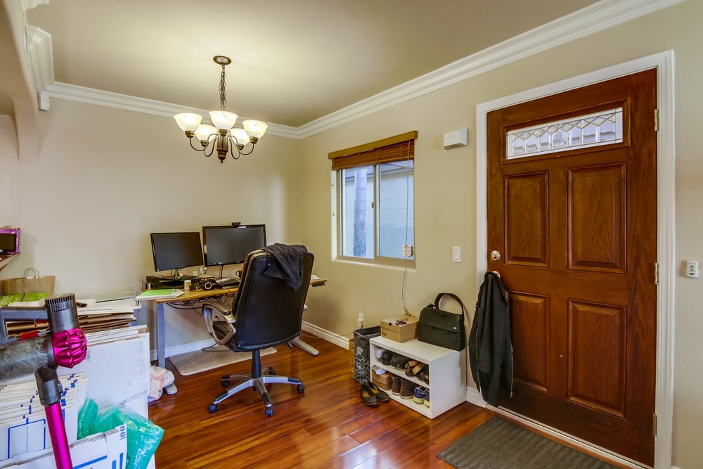 Virtual tour photo 13 of 29 for 2752 B St #112