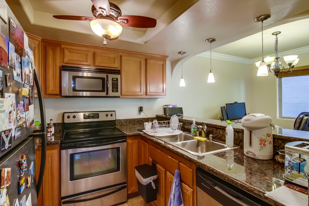 Virtual tour photo 19 of 29 for 2752 B St #112