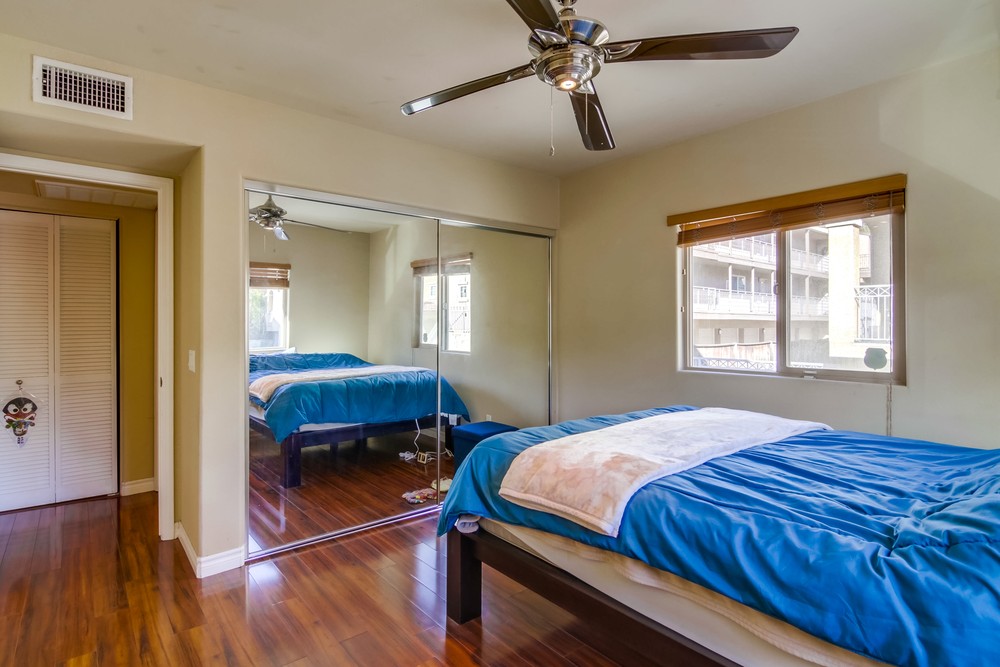 Virtual tour photo 23 of 29 for 2752 B St #112