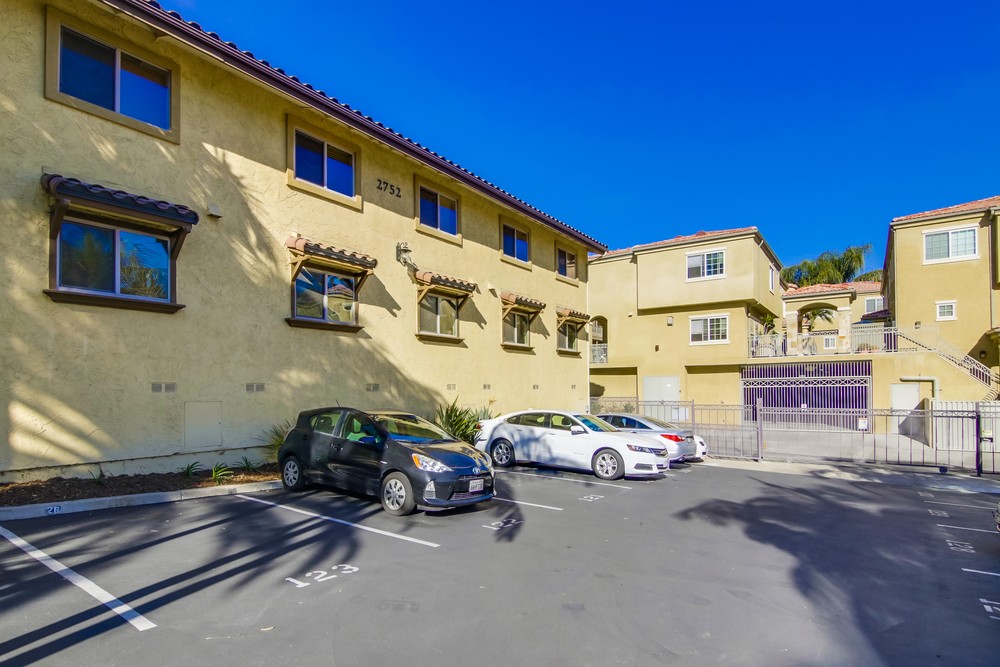 Virtual tour photo 29 of 29 for 2752 B St #112