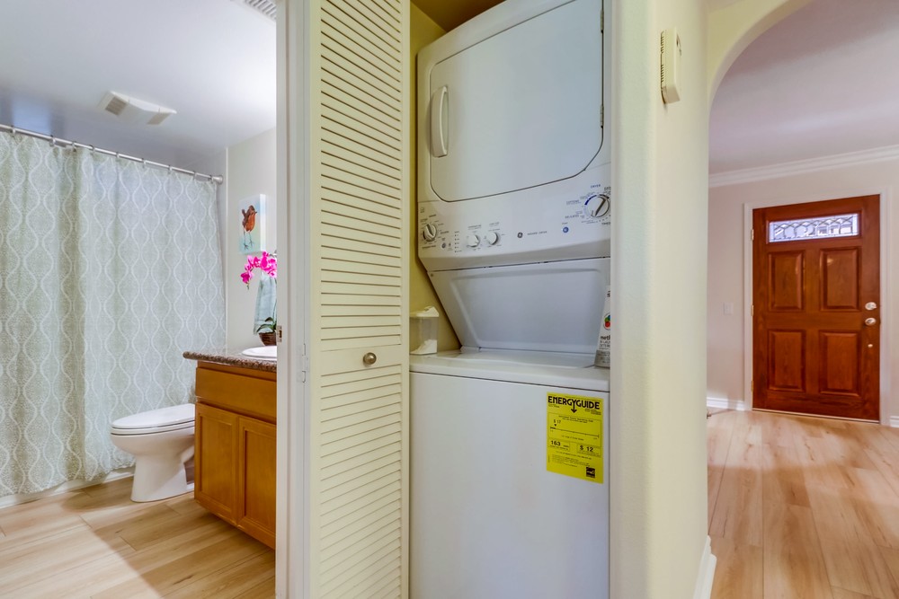 Virtual tour photo 29 of 28 for 2752 B St UNIT 210