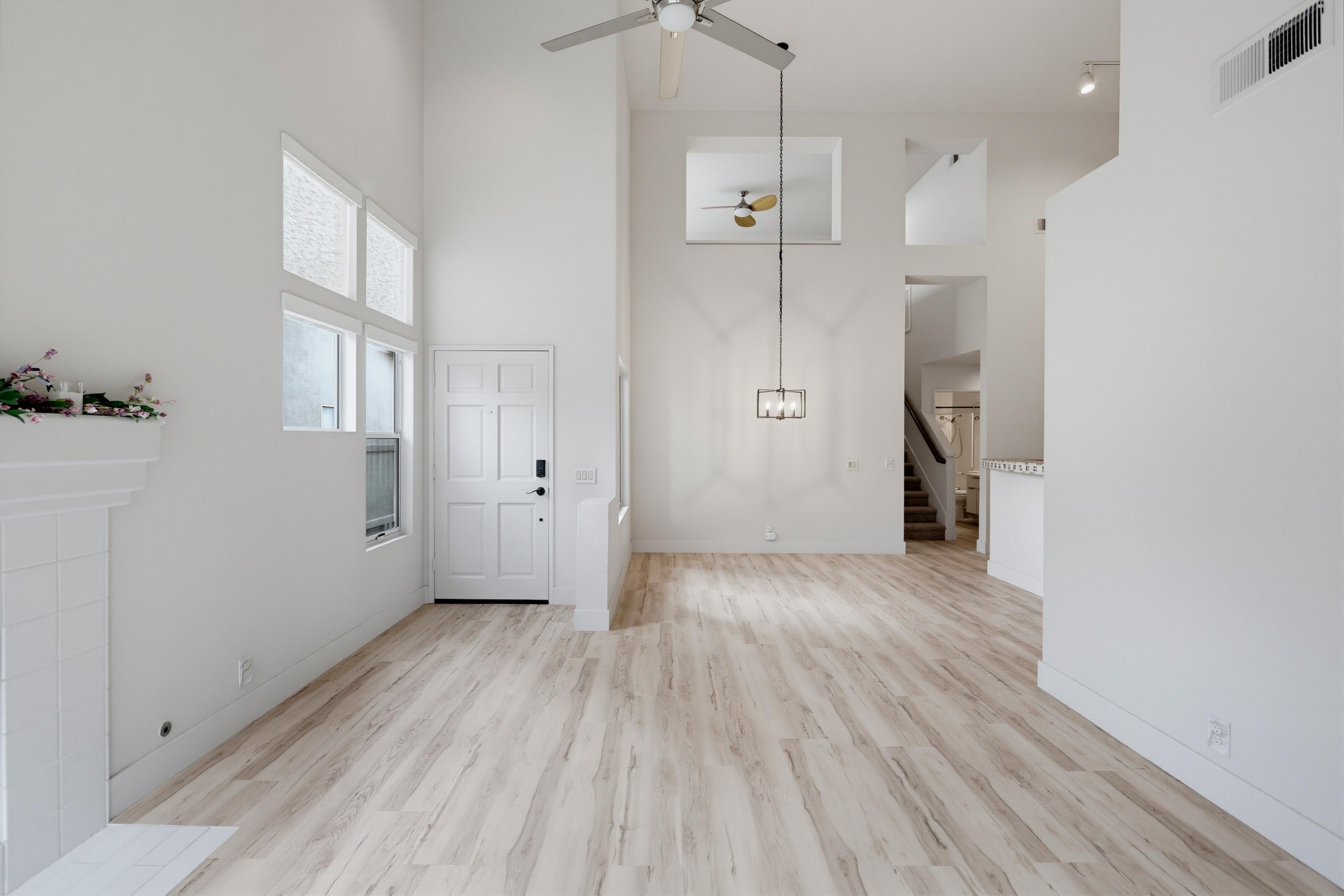 Virtual tour photo 7 of 85 for 27529 Serena