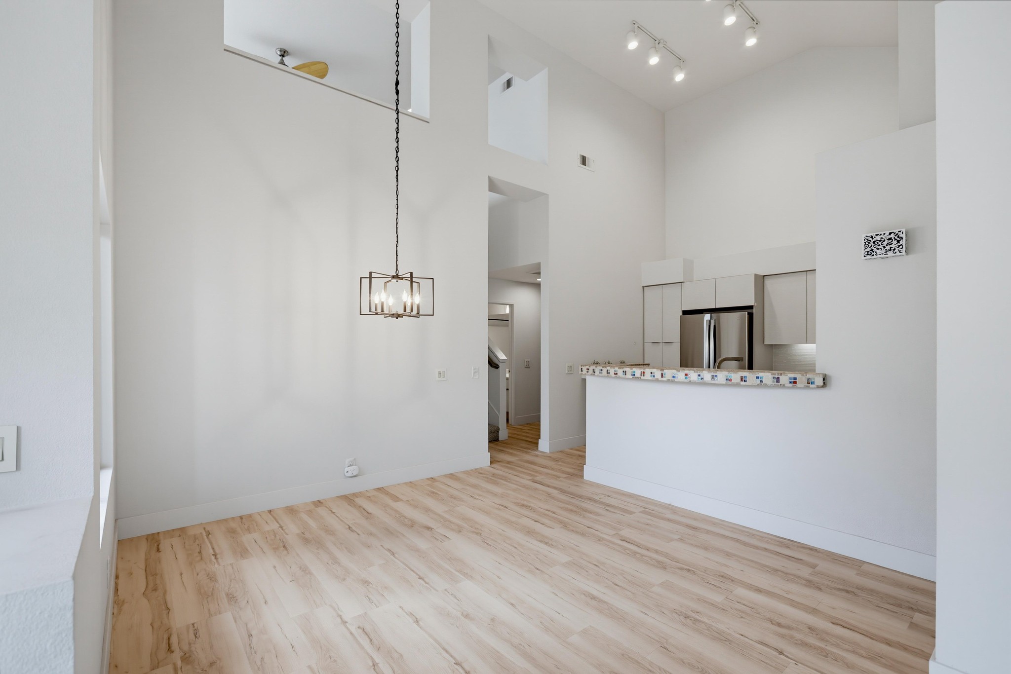 Virtual tour photo 19 of 85 for 27529 Serena