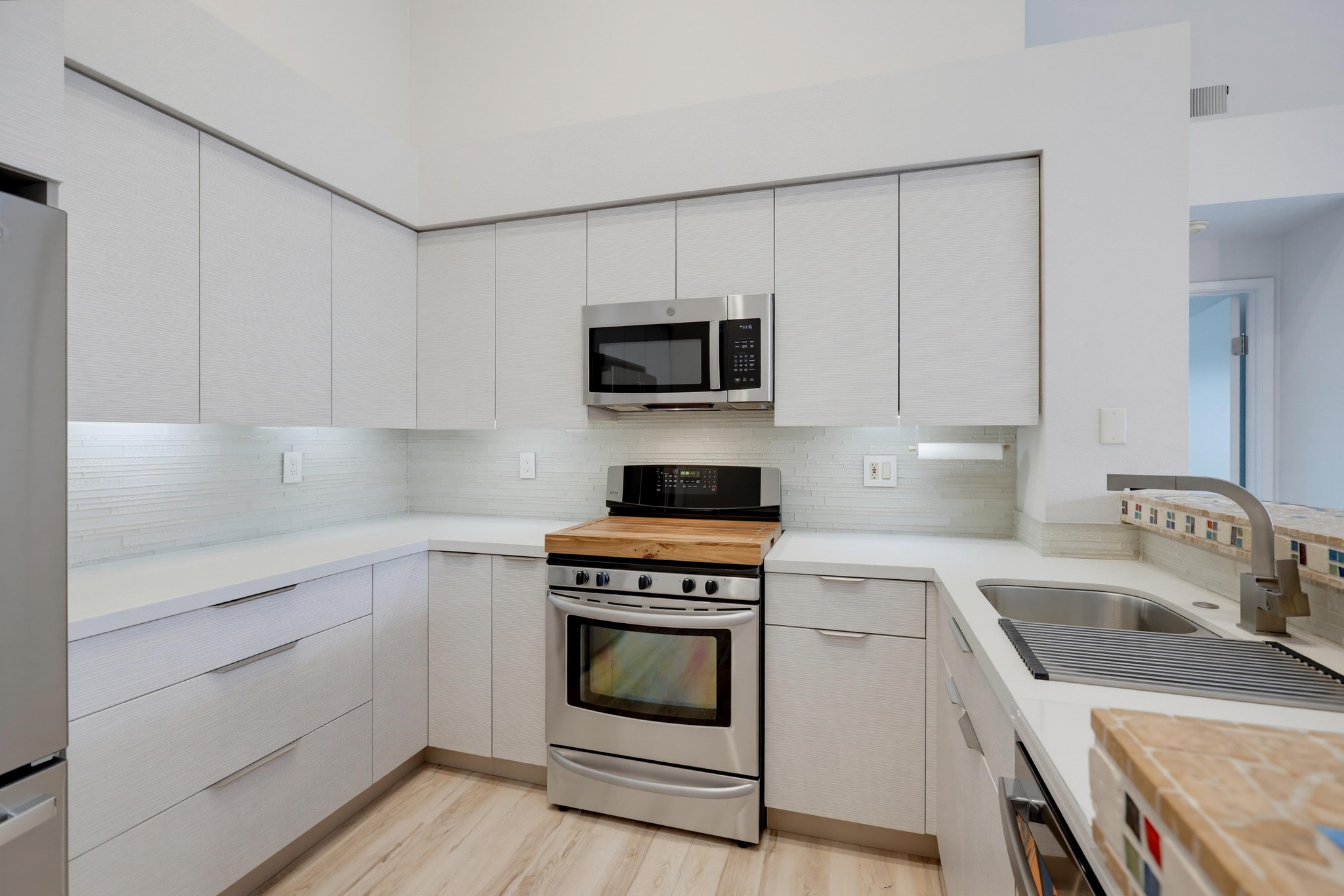 Virtual tour photo 25 of 85 for 27529 Serena
