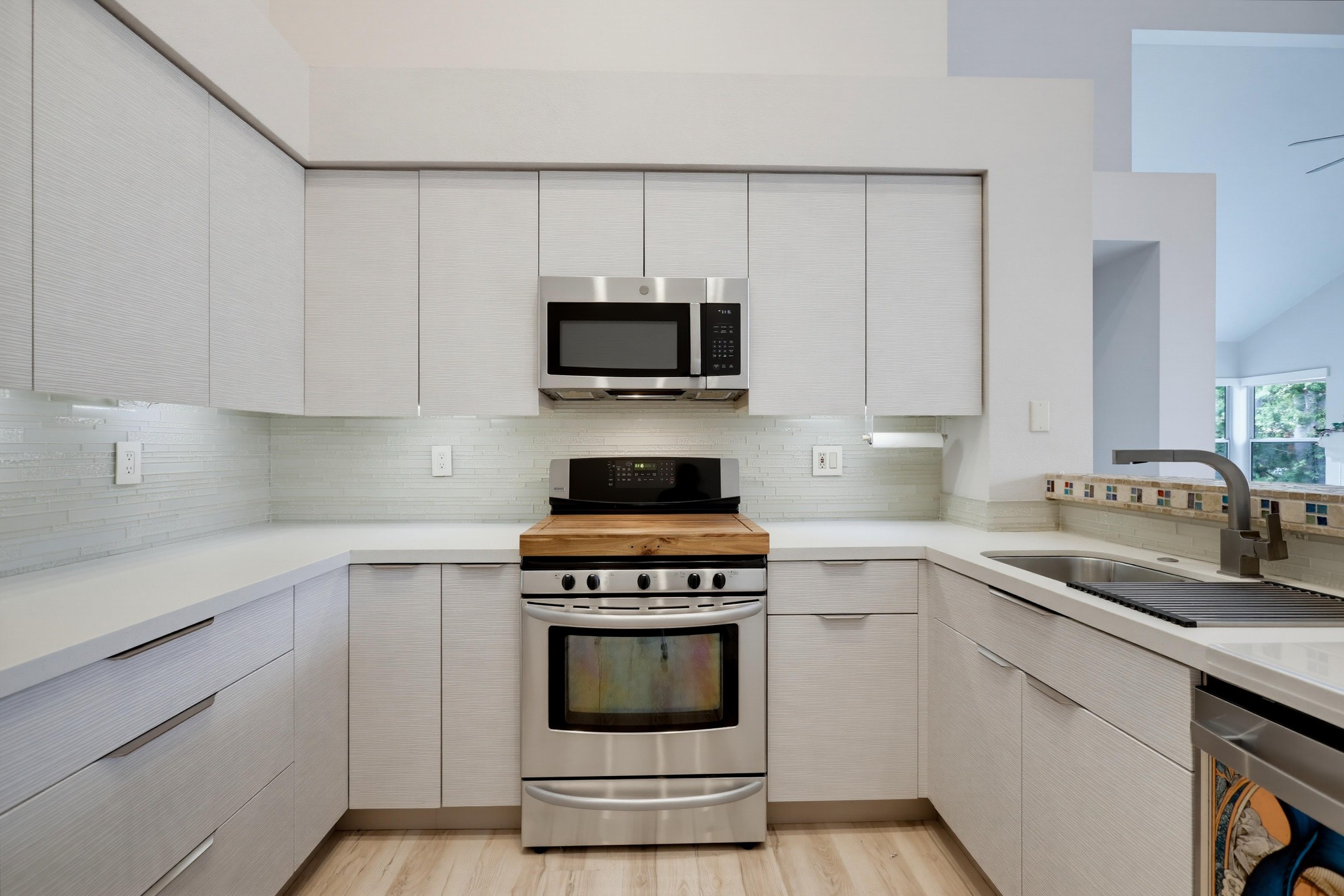 Virtual tour photo 27 of 85 for 27529 Serena