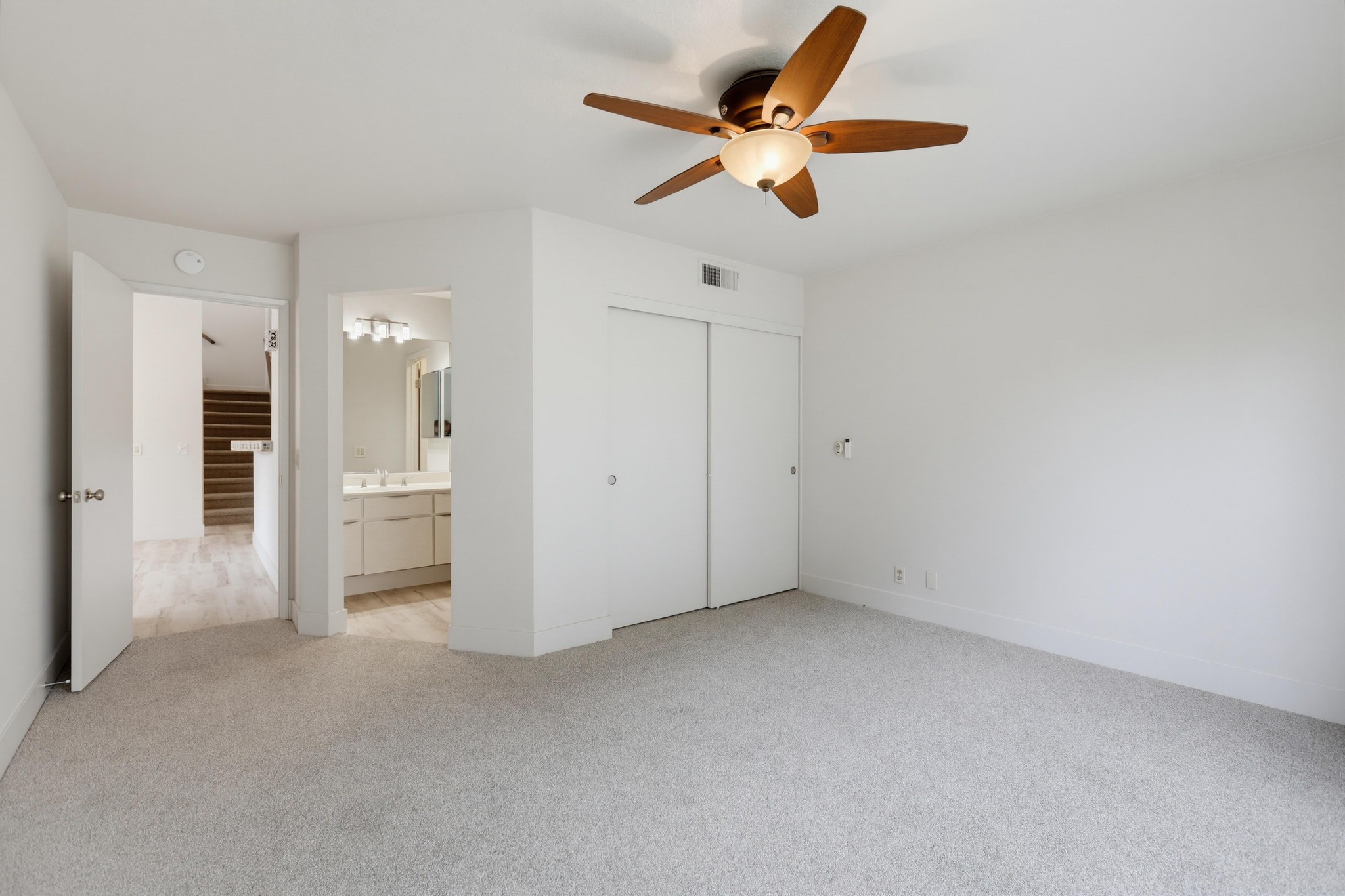 Virtual tour photo 31 of 85 for 27529 Serena